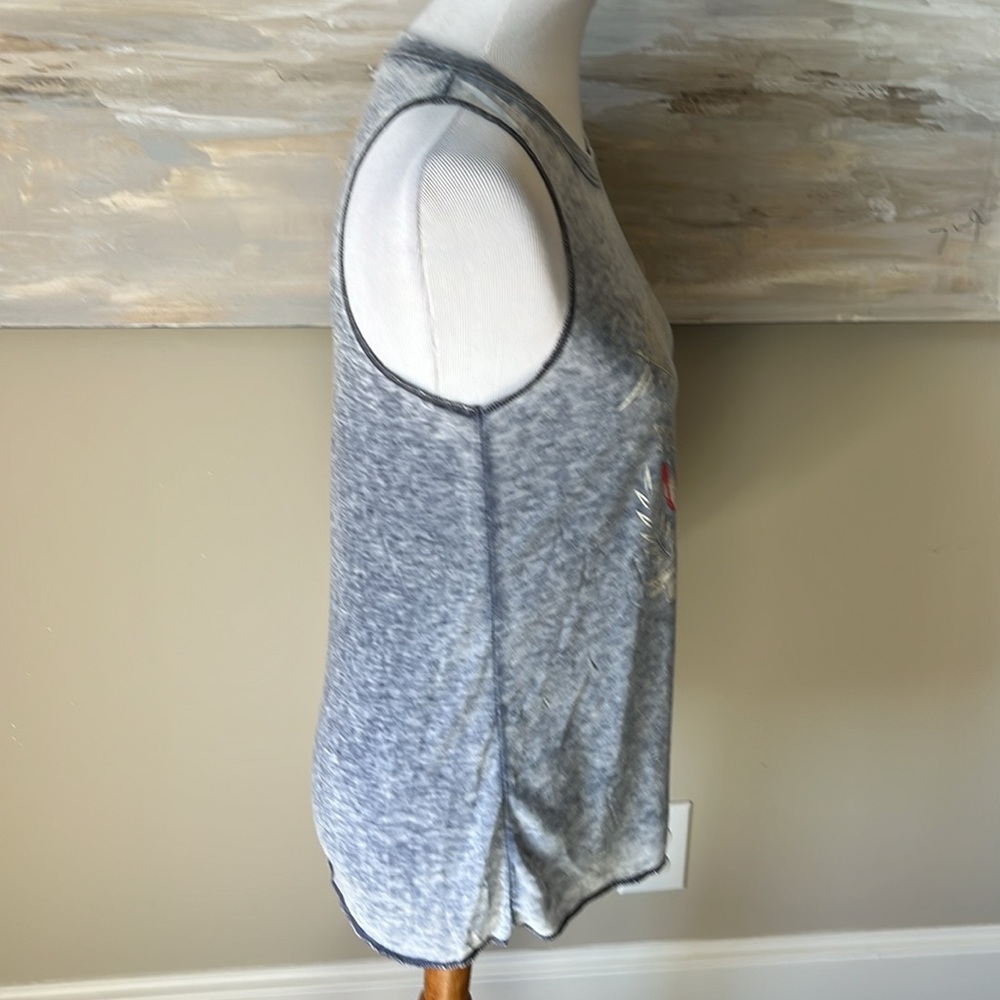 PJ Salvage “United We Stand” distressed tank top - Picture 3 of 9